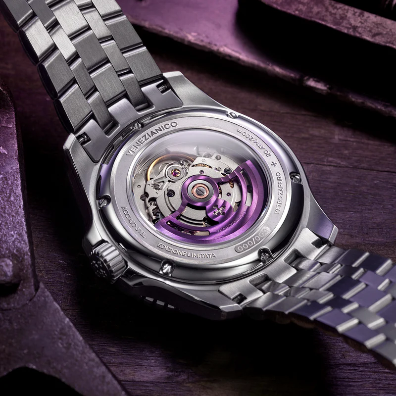 Venezianico Nereide Ti-Damascus wrist shot