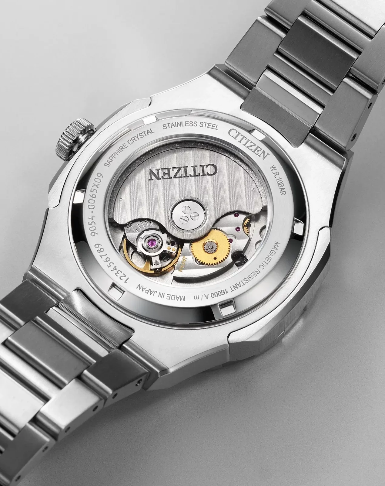 Citizen Series 8 880 GMT NB6034-58L exhibition case back