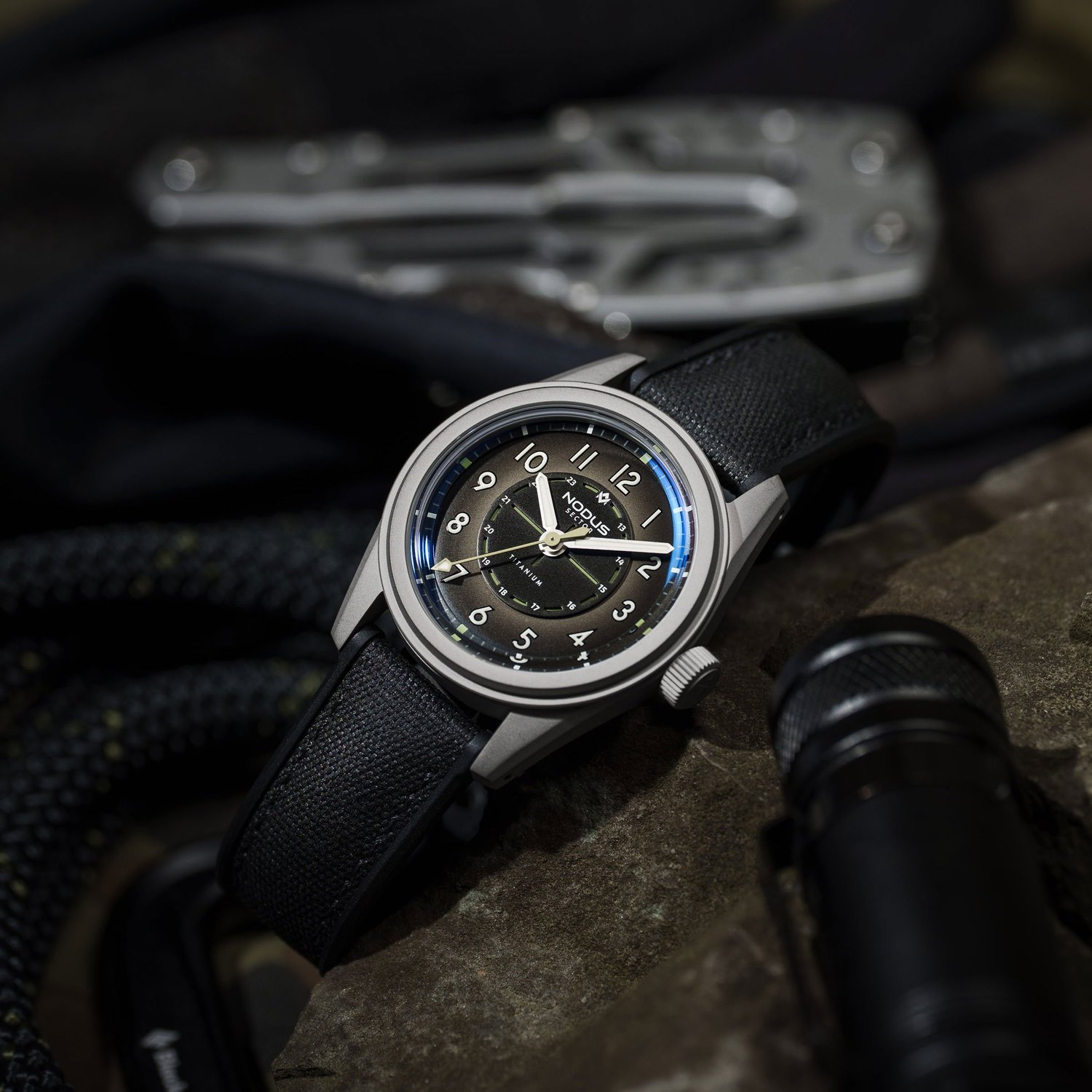 Nodus Sector II Field Titanium