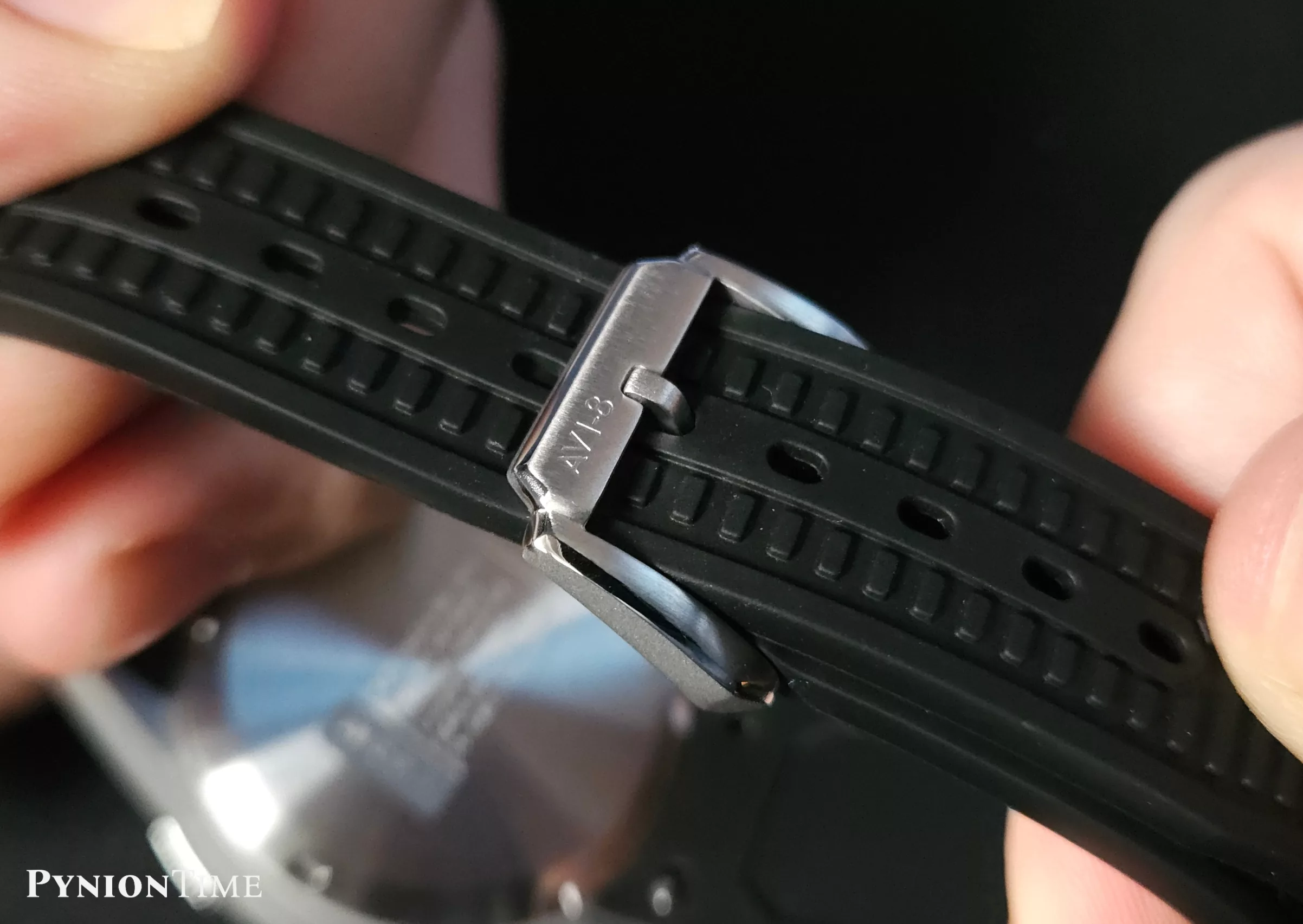 AVI-8 CVRT Automatic buckle details