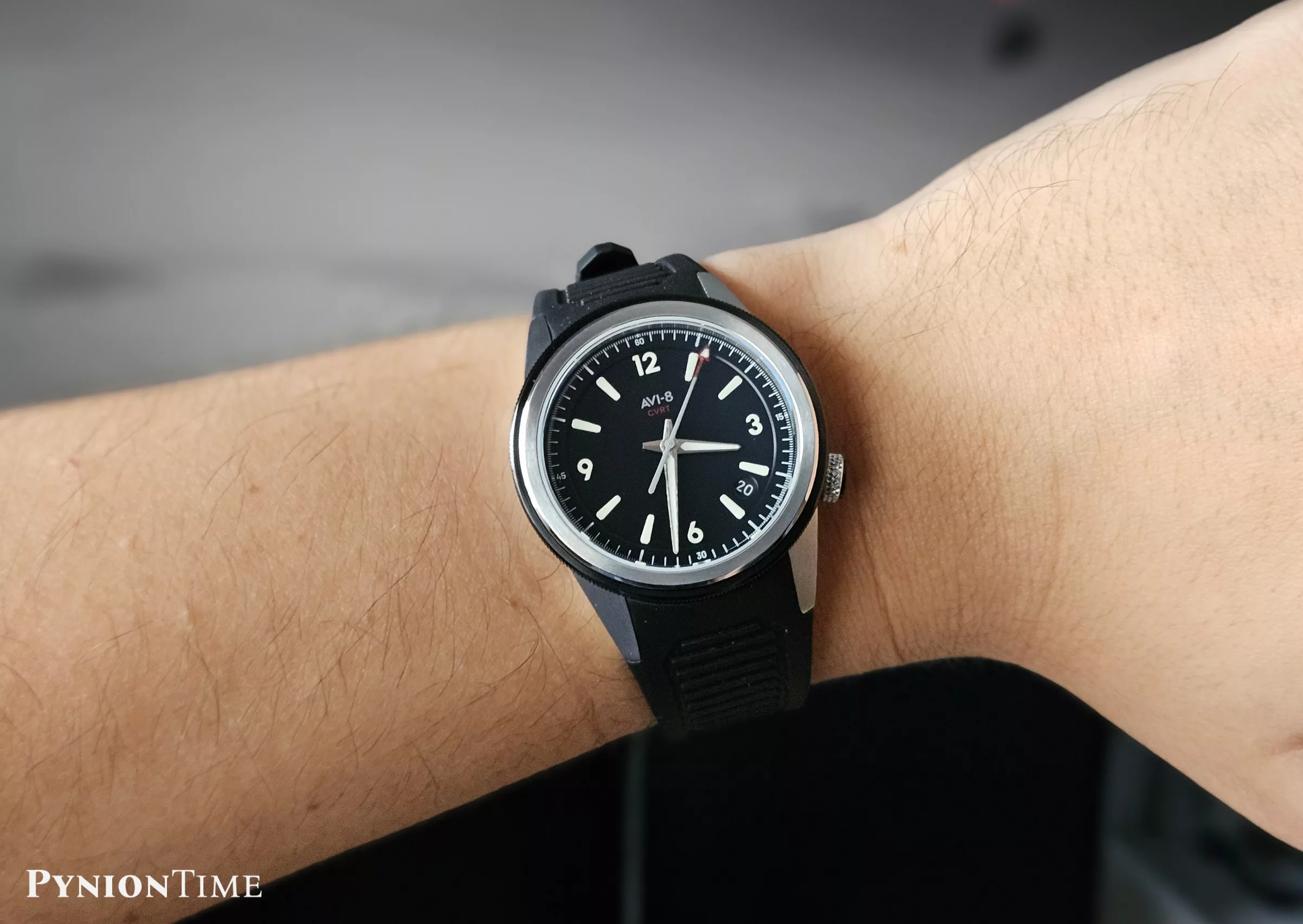 AVI-8 CVRT Automatic wrist shot