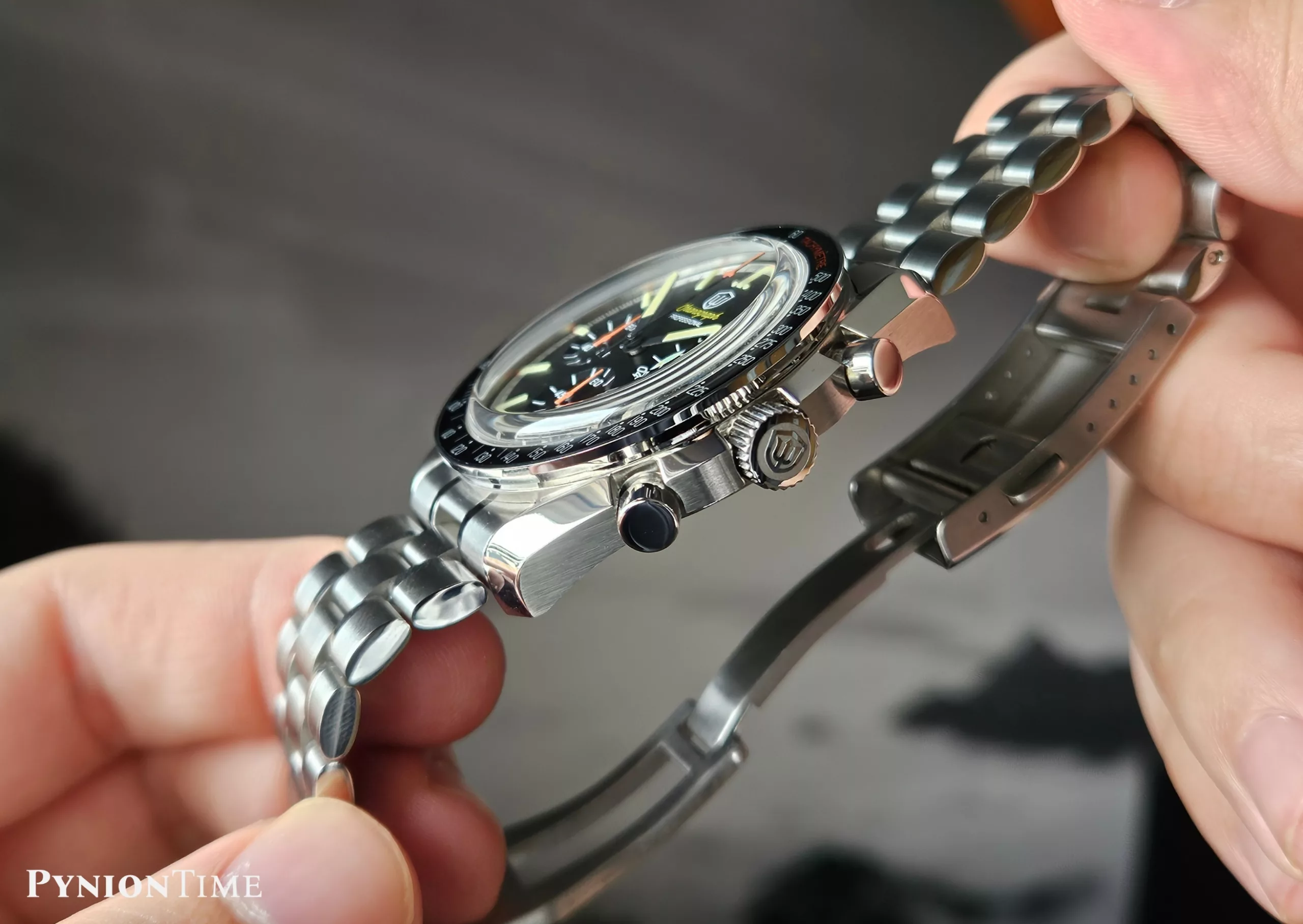 Watchdives EXD 40mm on a green and red nylon strap