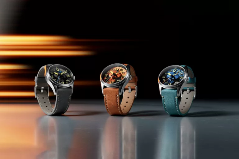 AVI-8 Spitfire Peanuts Snoopy Flying Ace 24-Hour Automatic