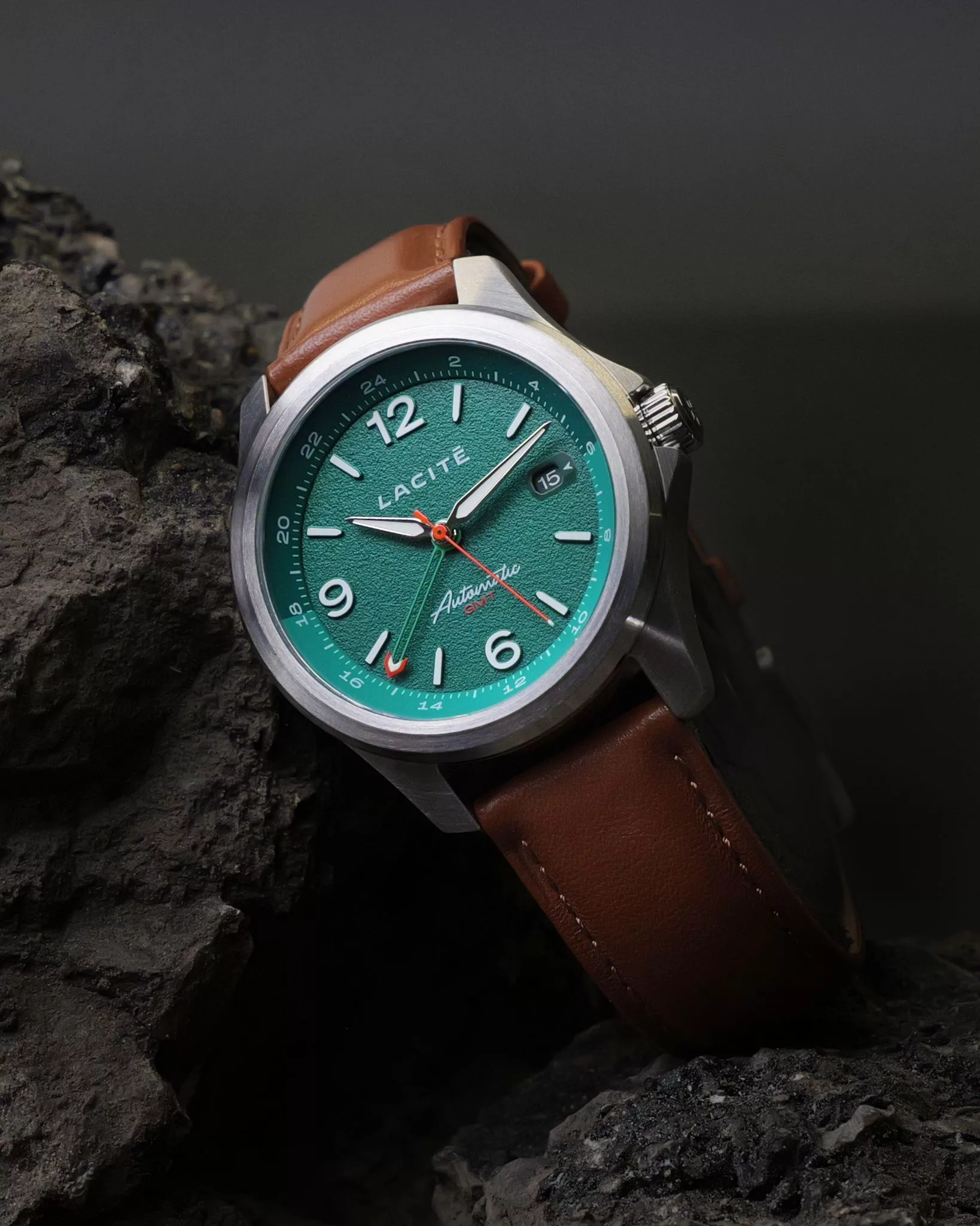Lacité Urbanite GMT in emerald green