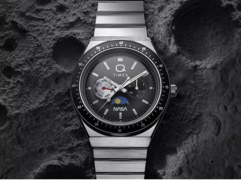 Timex Q Timex x NASA