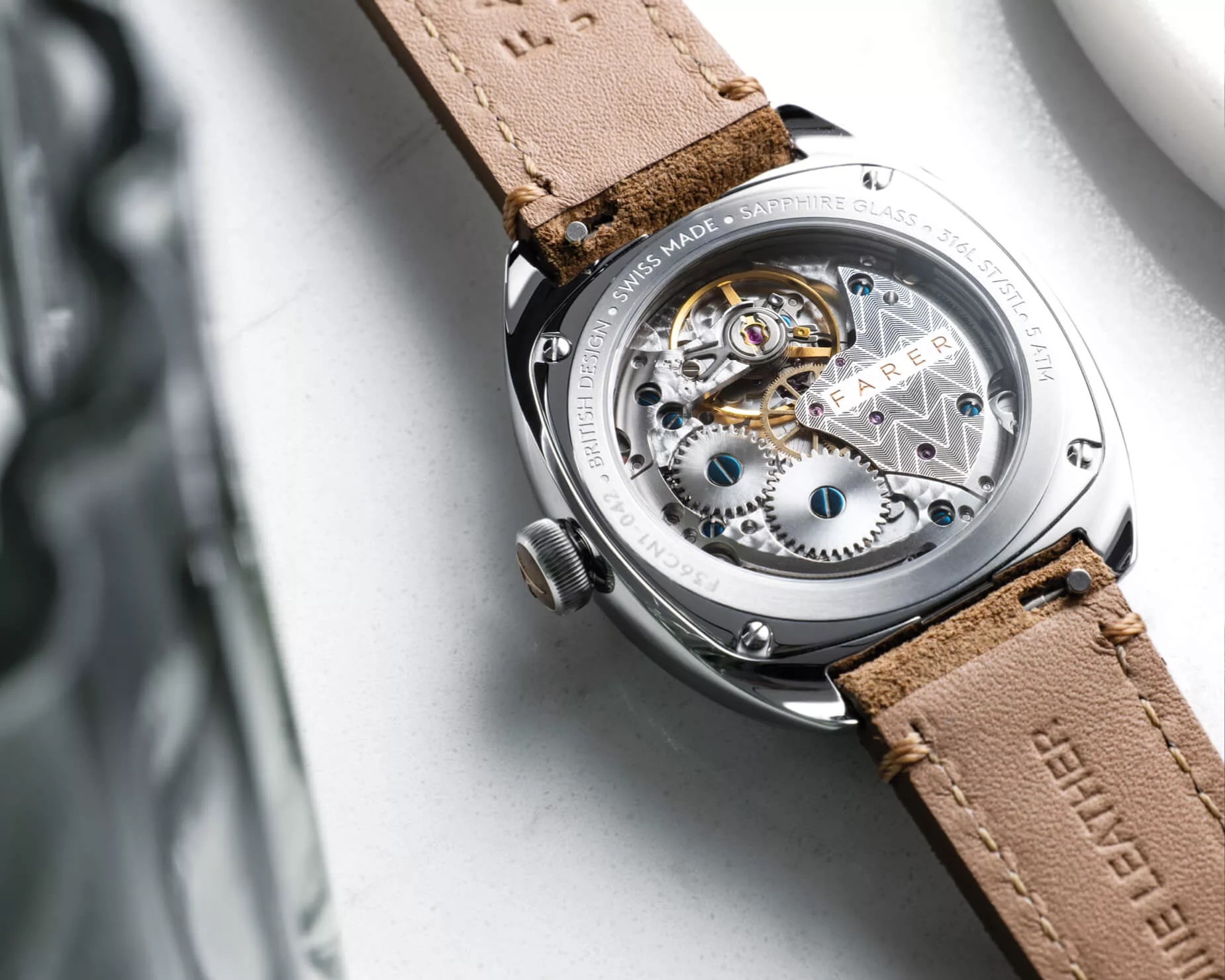 The Farer Cushion Collection runs on a Swiss-made Sellita SW210-1 b in Elaboré grade