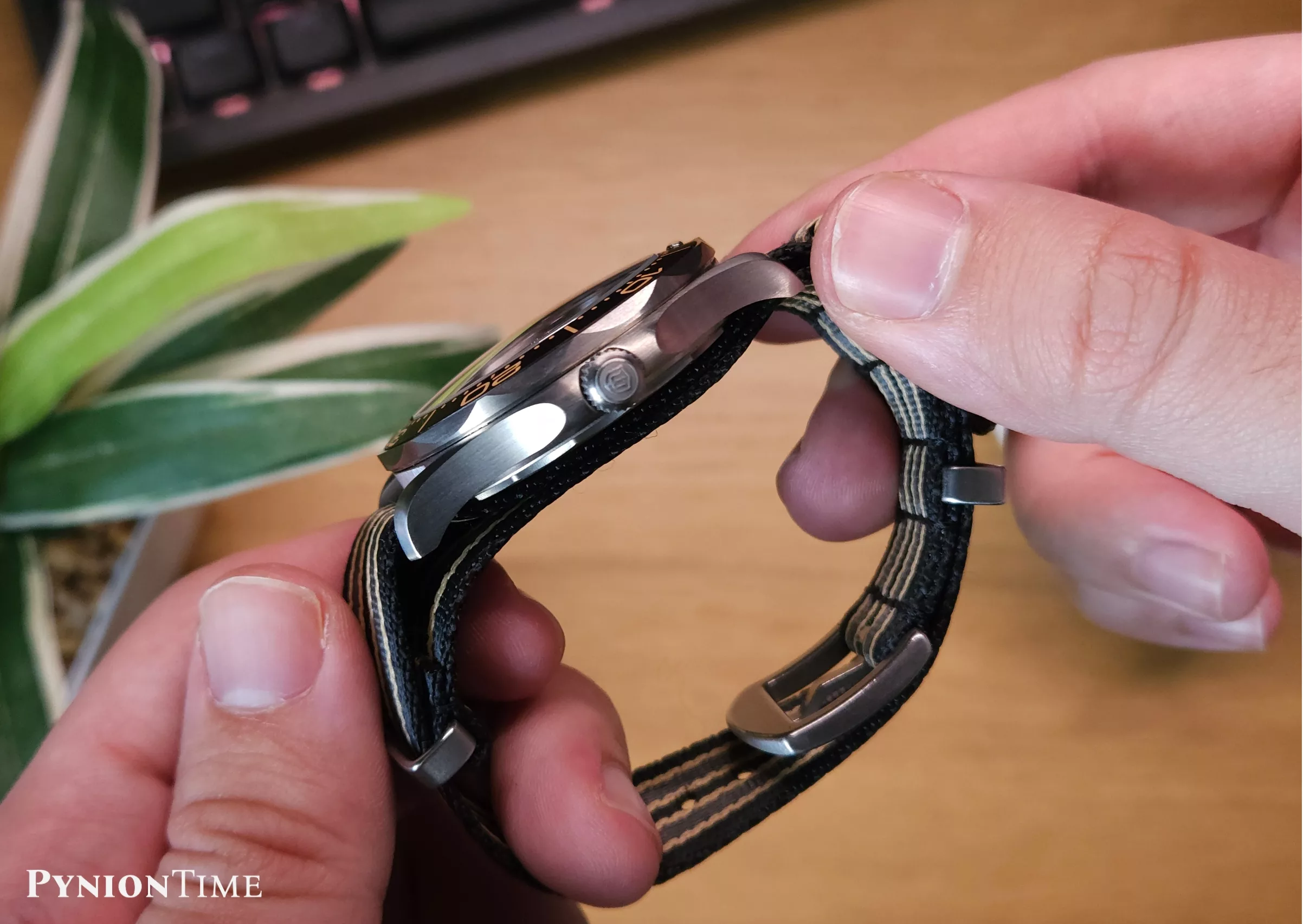 Watchdives Seafarer WD007Q is made of titanium grade 2