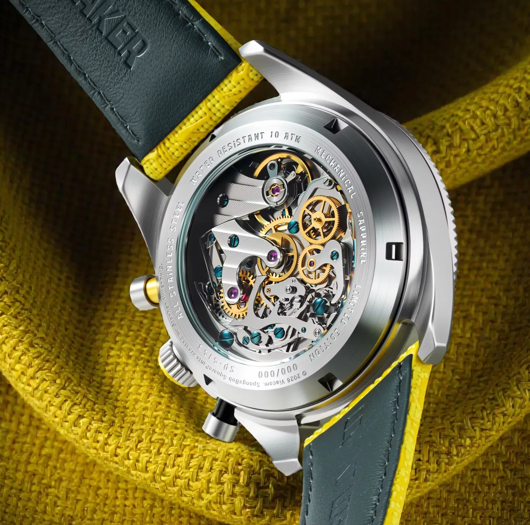 The Spinnaker SP-5153 has got a hand-wound ST1901-based mechanical movement