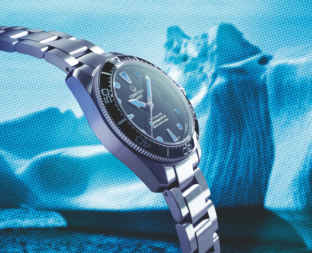 DS Action Diver 38mm Titanium charcoal gray accented by neon teal