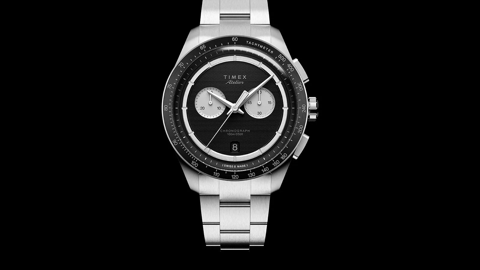 The Timex Atelier Chronograph Quartz M1q has got a 40mm stainless steel case.