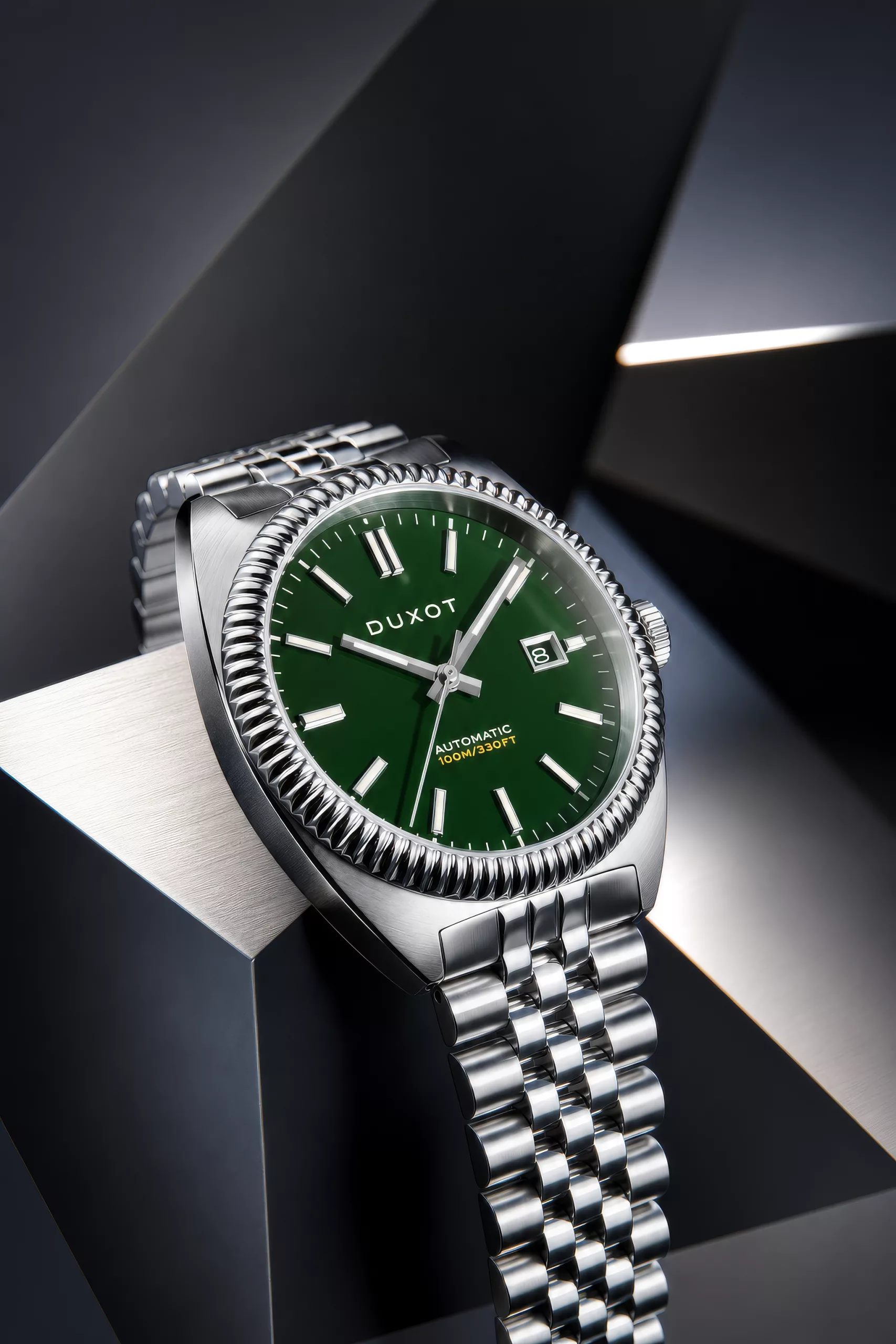 It comes with a tapered five-link stainless steel bracelet and fold-over buckle