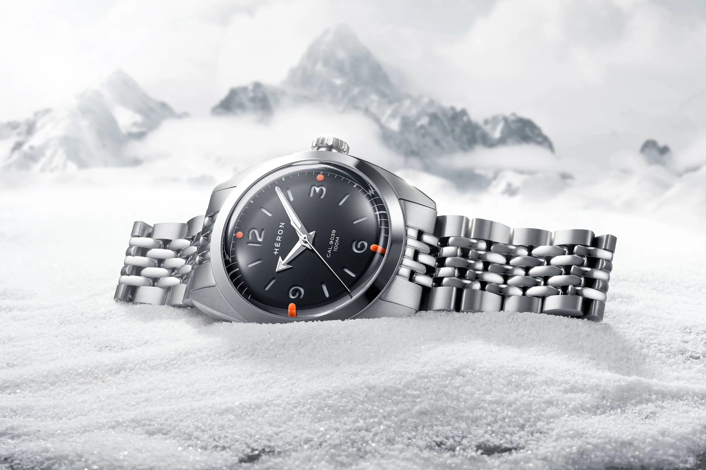It uses the no-date Miyota 9039 automatic, beating at 28,800 vph with 42 hours of reserve