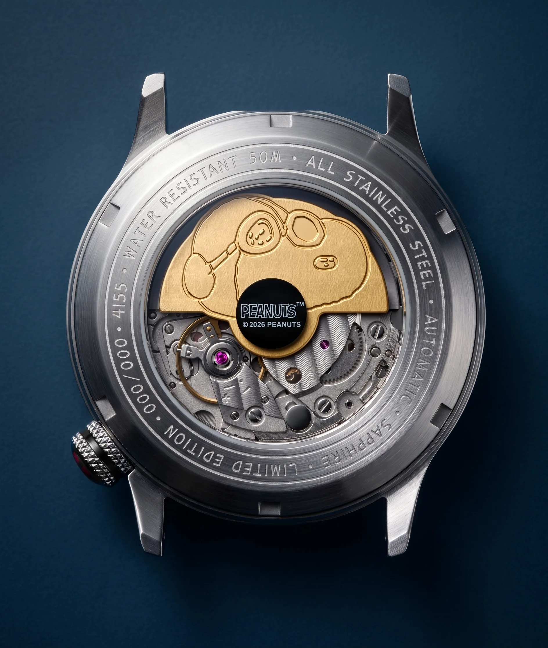 It comes with a custom Snoopy-engraved rotor visible through the exhibition caseback
